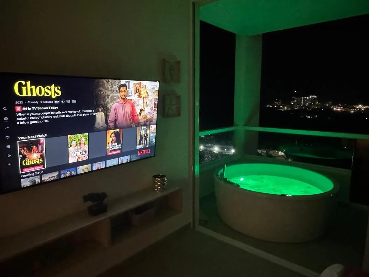 Suite Con Lujoso Jacuzzi, Piso 14 Y Vista Al Mar Santa Marta 0*,