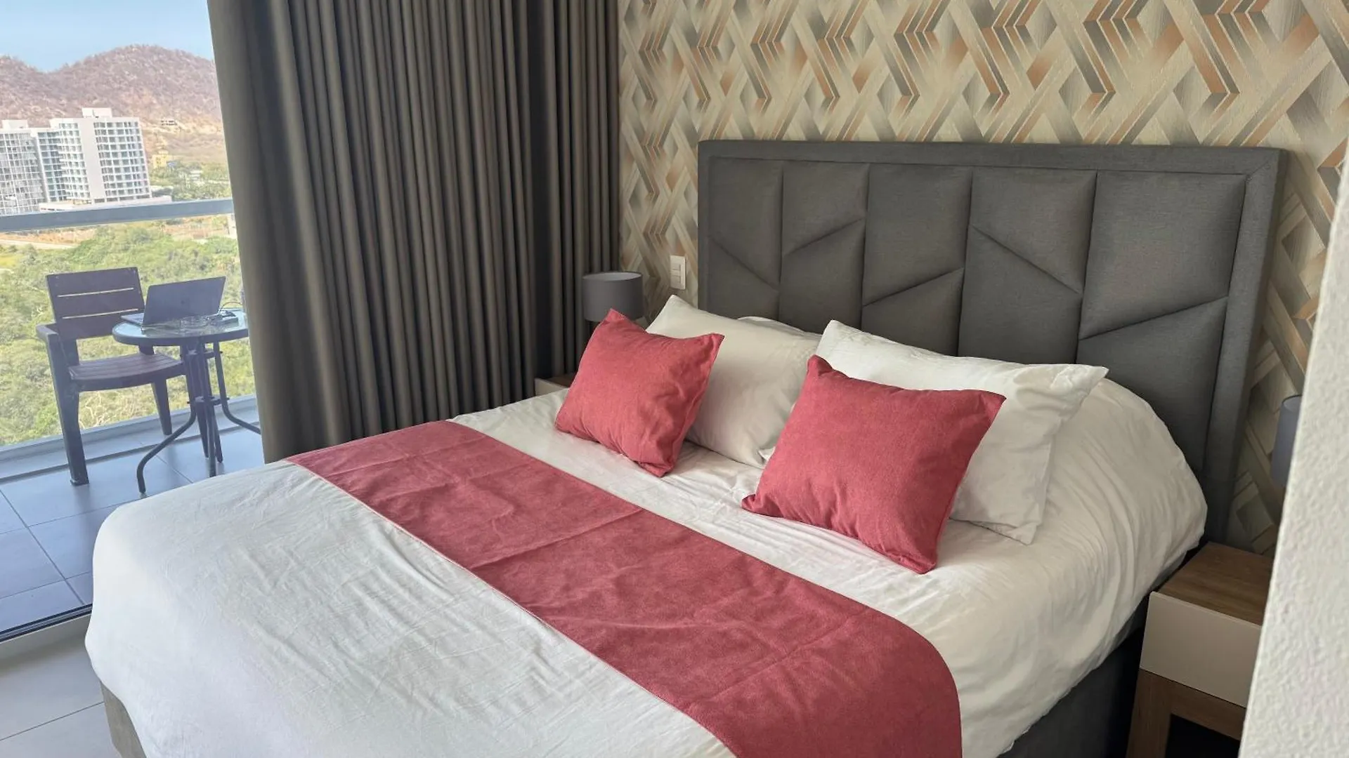 Suite Con Lujoso Jacuzzi, Piso 14 Y Vista Al Mar Santa Marta