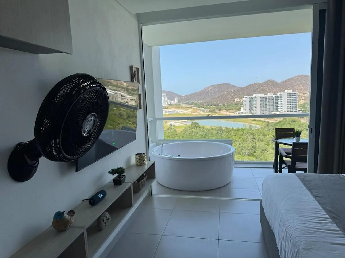 Suite Con Lujoso Jacuzzi, Piso 14 Y Vista Al Mar Santa Marta