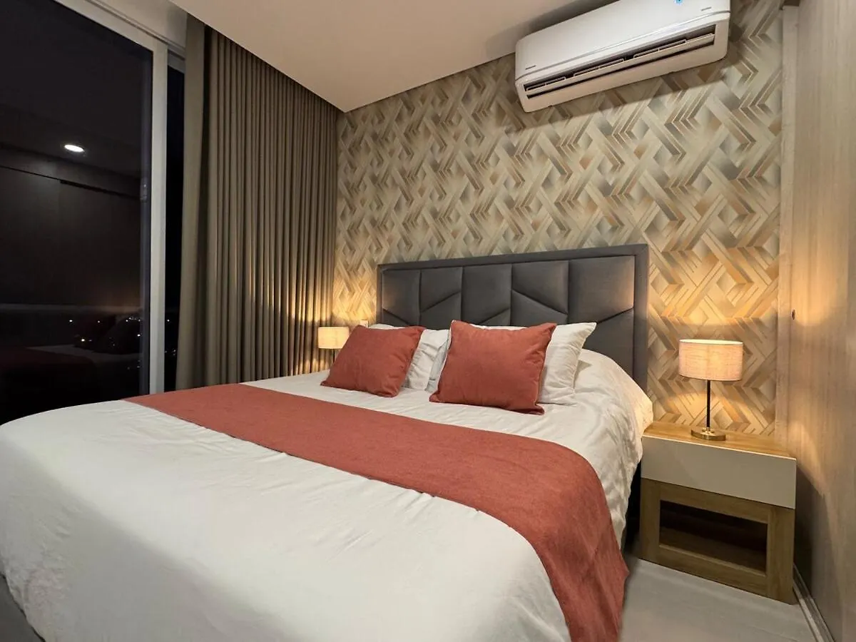 Suite Con Lujoso Jacuzzi, Piso 14 Y Vista Al Mar Santa Marta  Colombia