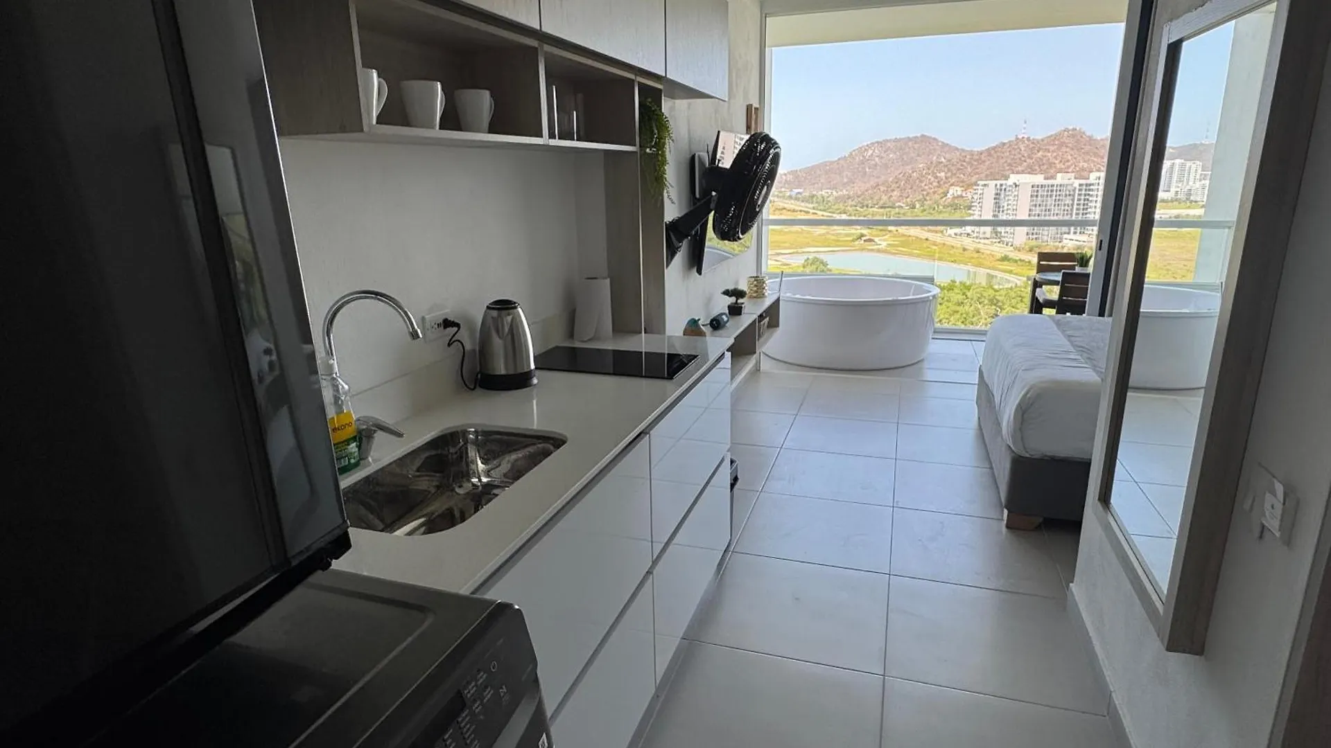 Suite Con Lujoso Jacuzzi, Piso 14 Y Vista Al Mar Santa Marta