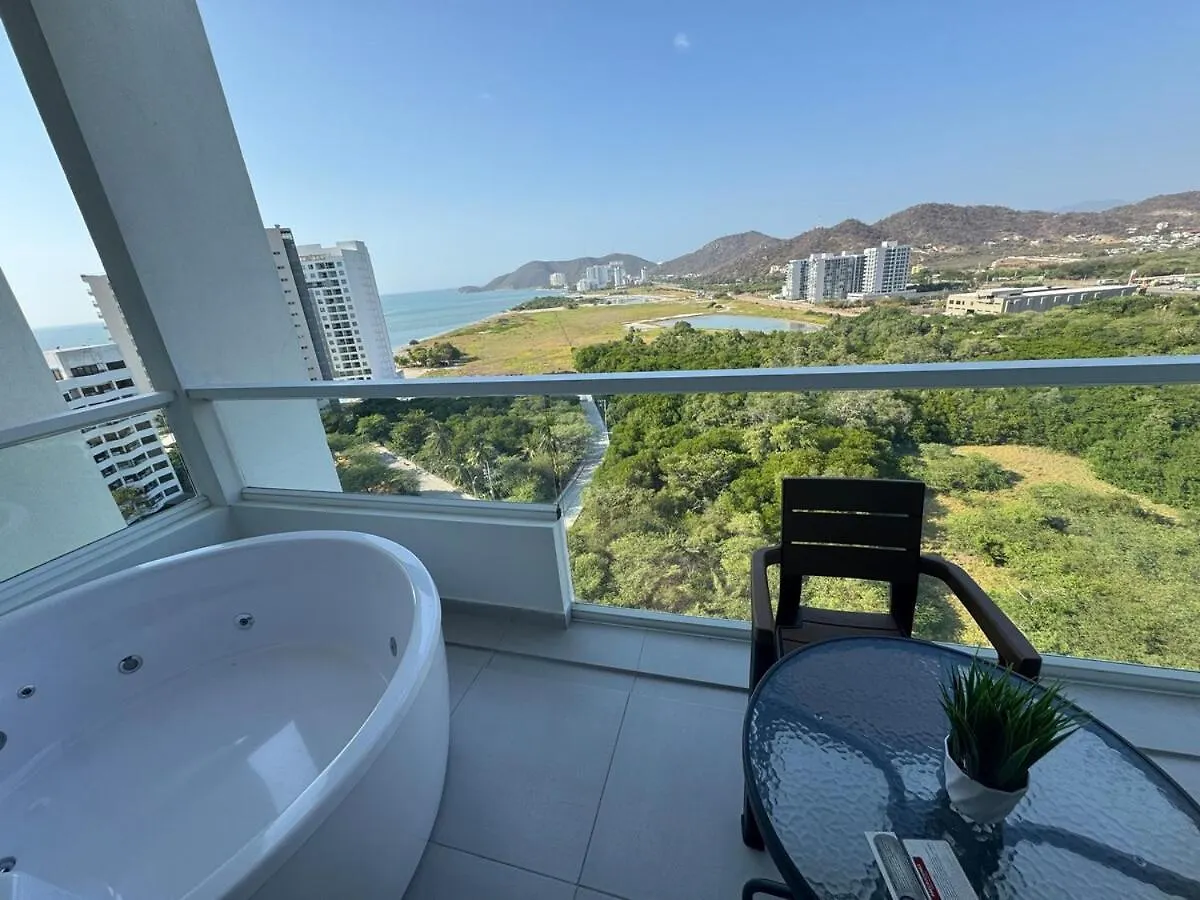 Suite Con Lujoso Jacuzzi, Piso 14 Y Vista Al Mar Santa Marta  Santa Marta (Magdalena)