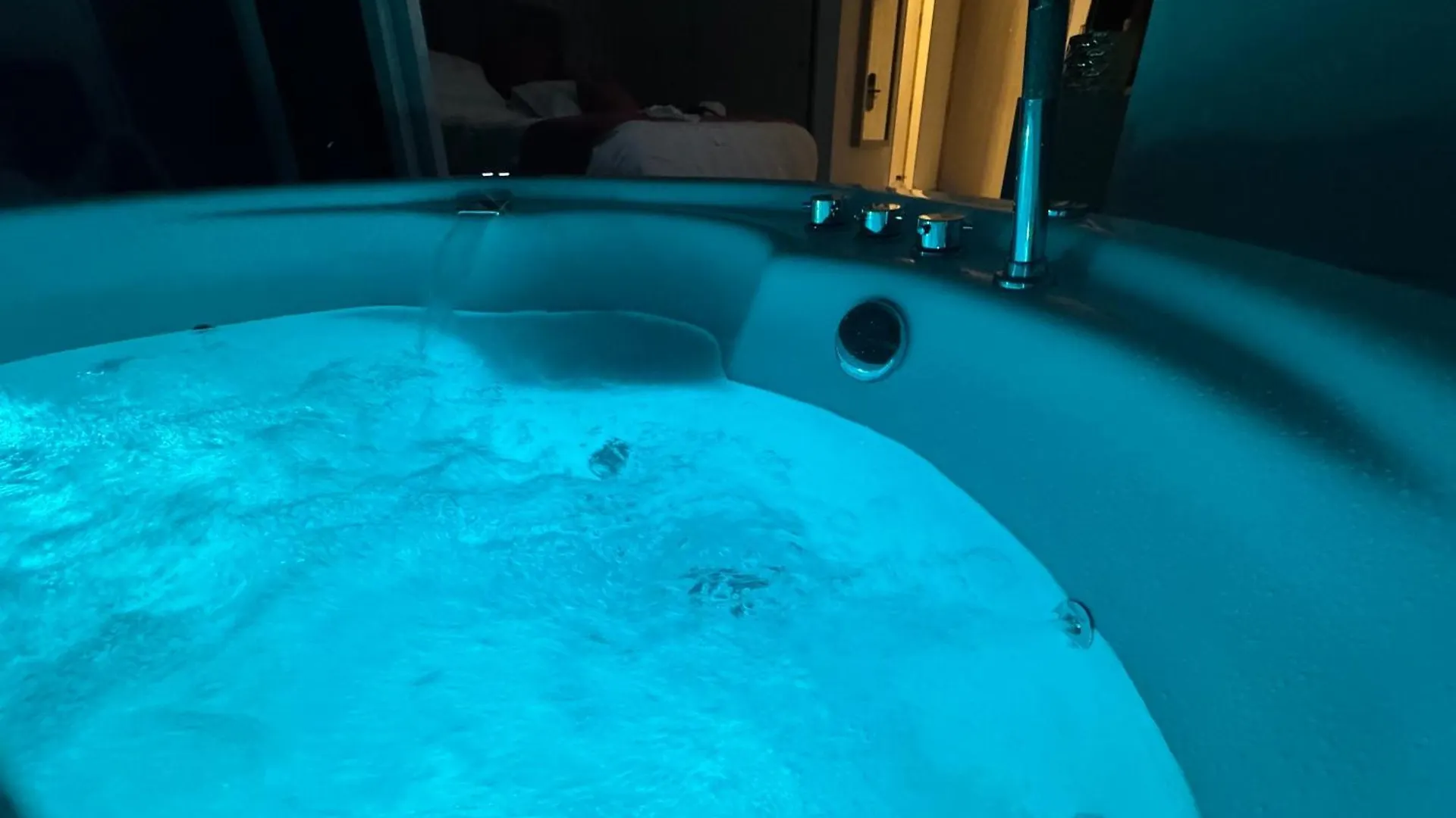 Suite Con Lujoso Jacuzzi, Piso 14 Y Vista Al Mar Santa Marta  0*, Santa Marta (Magdalena) Colombia